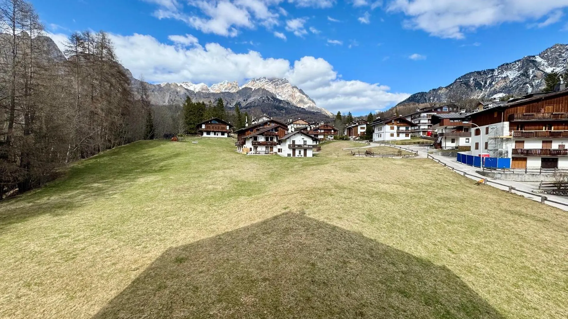 Apartment Charme Alpino E Modernita-Appartamento Ristrutturato A Due Passi Dal Centro Cortina d'Ampezzo