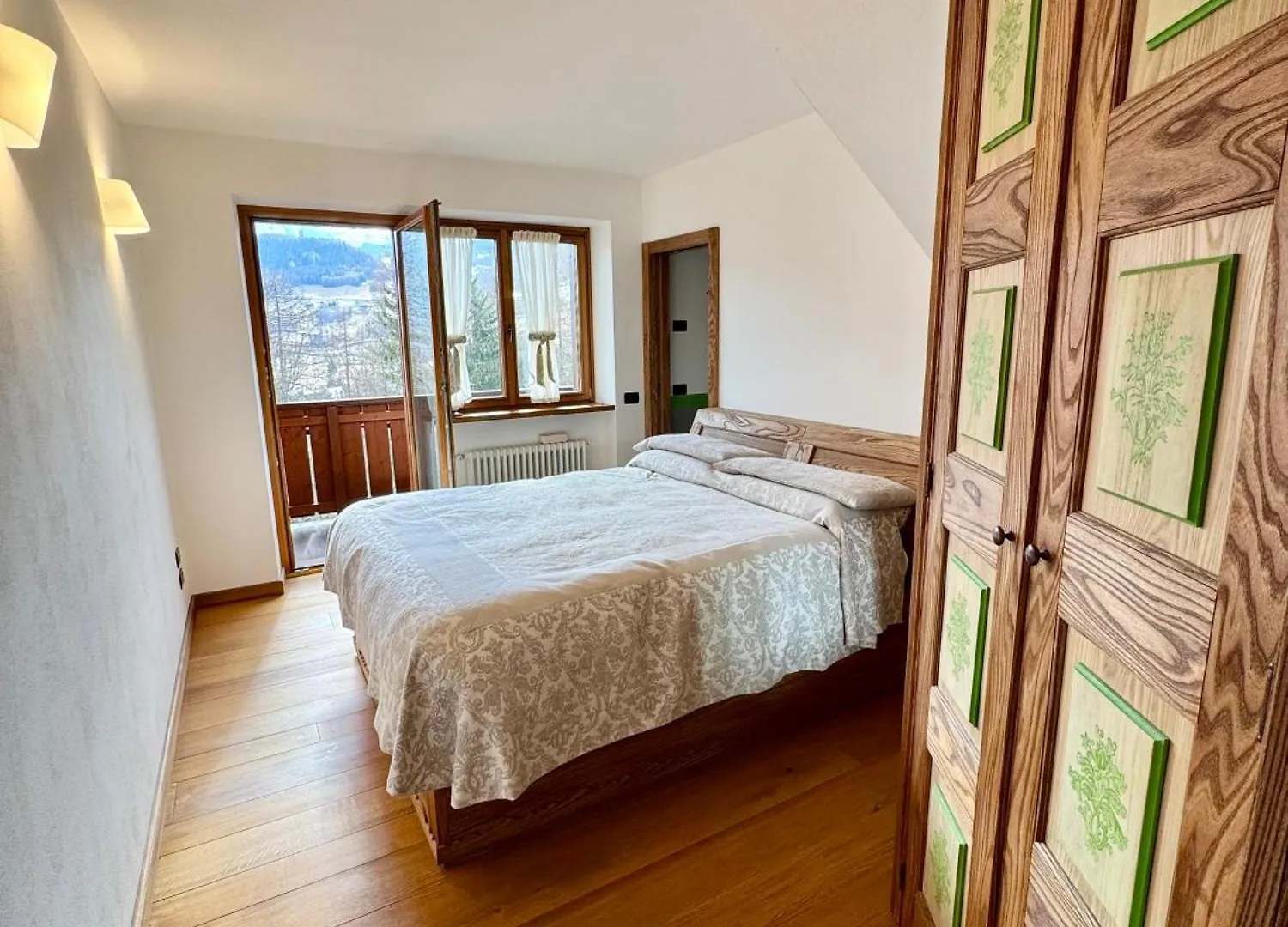 Charme Alpino E Modernita-Appartamento Ristrutturato A Due Passi Dal Centro Cortina dʼAmpezzo