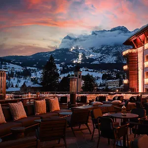 Hotel Grand Savoia Cortina D'ampezzo, A Radisson Collection, Cortina dʼAmpezzo